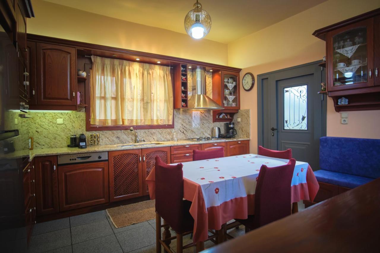 Вилла Vretti'S House Fratsia Экстерьер фото